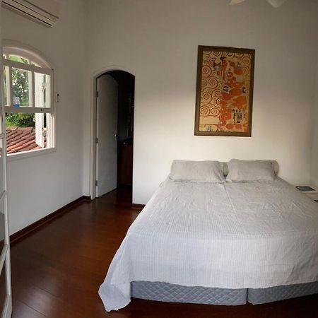 Casa Pereque 100 Metros Da Praia Ильябела Экстерьер фото